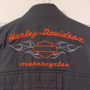 Harley Davidson ladies quilted jacket with fleece liner and collar. Size Small